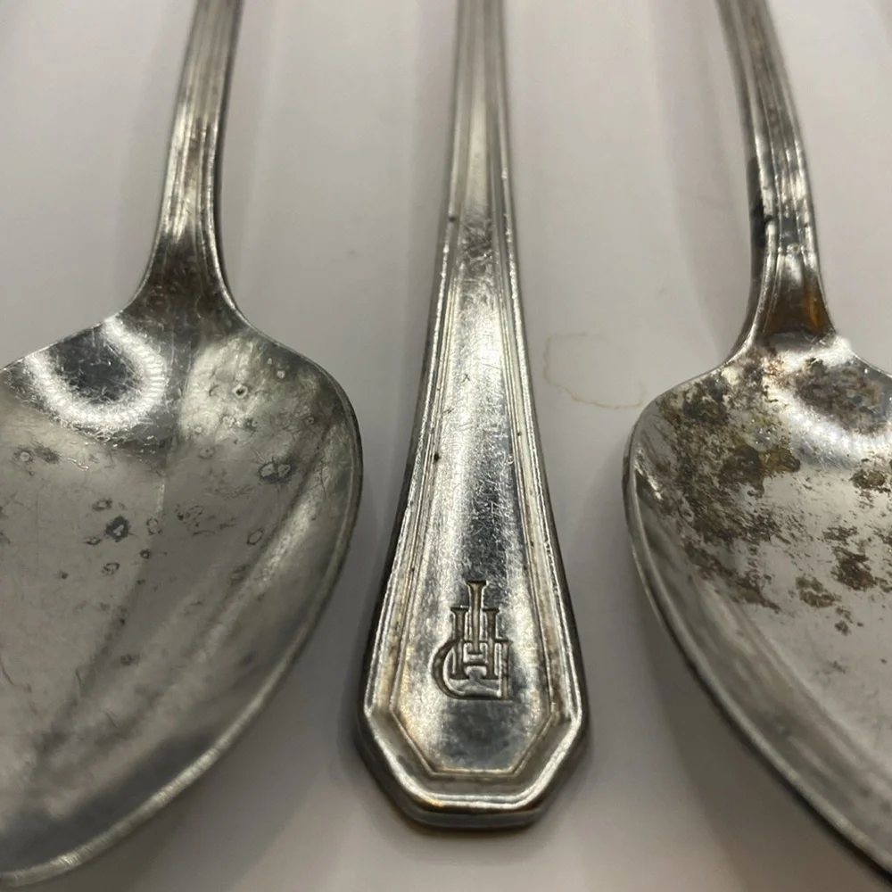International Silver Co silver plated ice tea spoons set of 8 need polishing VTG